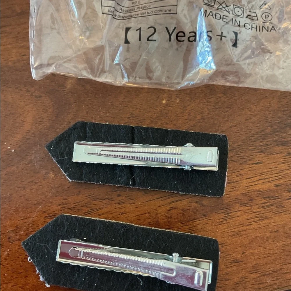 Sparkly pencil back to school clip hair bows set of two new unused